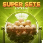 Globo de sorteio transparente preenchido com bolas numeradas brancas sob um fundo verde vibrante com o título Super Sete Loteria.