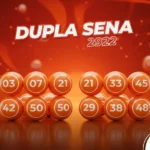 Cartaz digital da Dupla Sena 2922 com doze bolas laranjas divididas em dois blocos sobre fundo avermelhado.