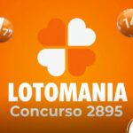 Cartaz laranja da Lotomania concurso 2895 com bolas de sorteio numeradas.