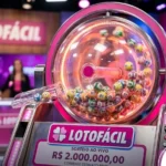 Ilustração de uma máquina de loteria futurista com iluminação rosa e painel digital.