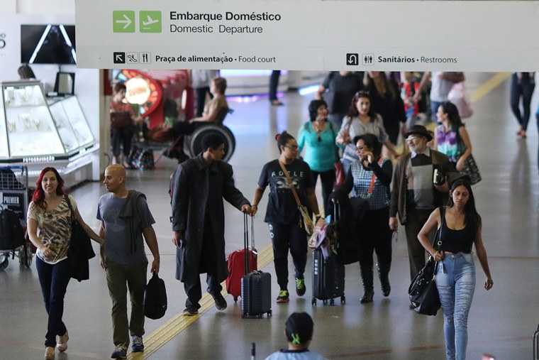 Resultado de imagem para Bahia lidera crescimento do número de passageiros em voos nacionais