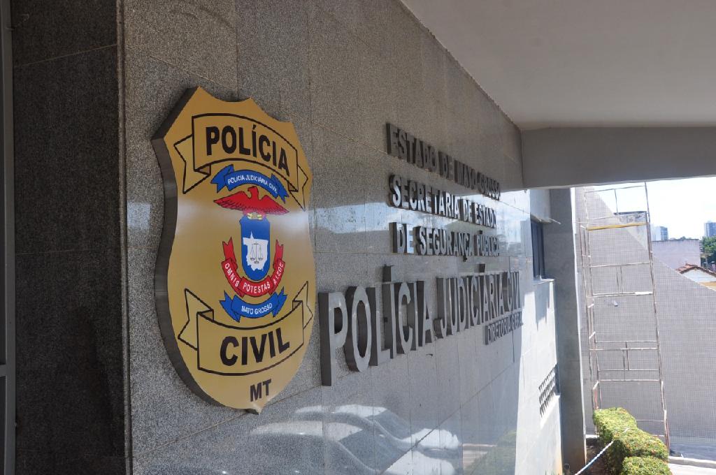 policia civil instaura inquerito para apurar conduta de motorista que destruiu manifestacao em homenagem a vitimas da covid 19
