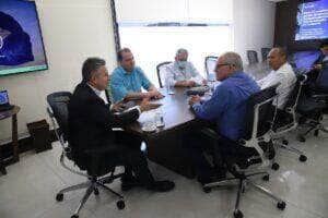 Governador firma convênio para asfaltar o 1º Distrito Industrial de Rondonópolis