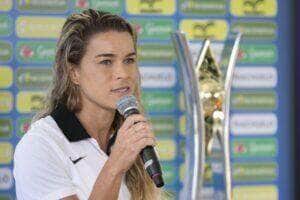 Na véspera da decisão do Brasileirão Feminino, Tamires exalta ano especial da modalidade