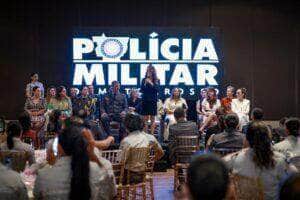 “As policiais militares merecem nosso reconhecimento pela coragem e garra que têm”, destaca a primeira-dama