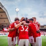 Nottingham Forest x Aston Villa; onde assistir ao vivo o jogo desta segunda-feira (10) pela Premier League. Foto: Facebook Nottingham Forest