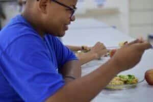 Em live com diretores escolares, Seduc-MT anuncia novidade na Alimentação Escolar