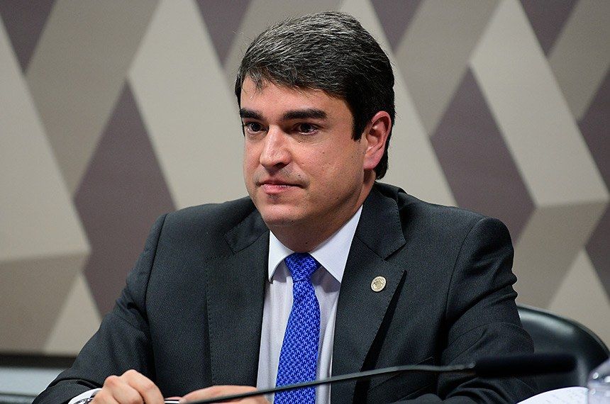 aprovada reconducao de luiz fernando bandeira de mello ao cnj