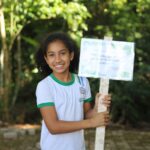 alunos da erico verissimo instalam placas de conscientizacao no parque dos buritis