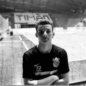 Jogador do Corinthians morre em acidente de trânsito