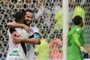 Com golaço de Nenê, Vasco avança na Copa do Brasil