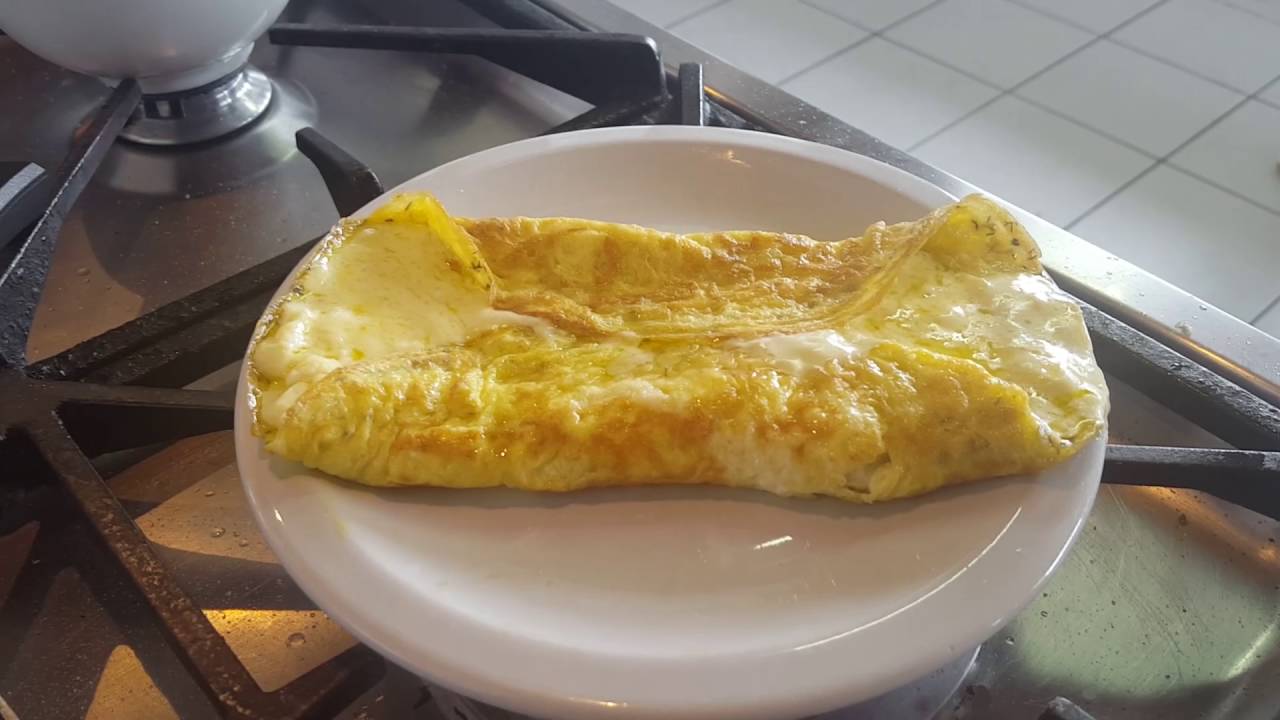 como fazer omelete de queijo branco