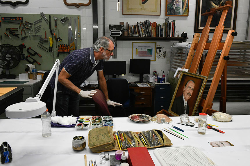 museu do senado restaura mais um quadro e segue na recuperacao do acervo apos invasoes