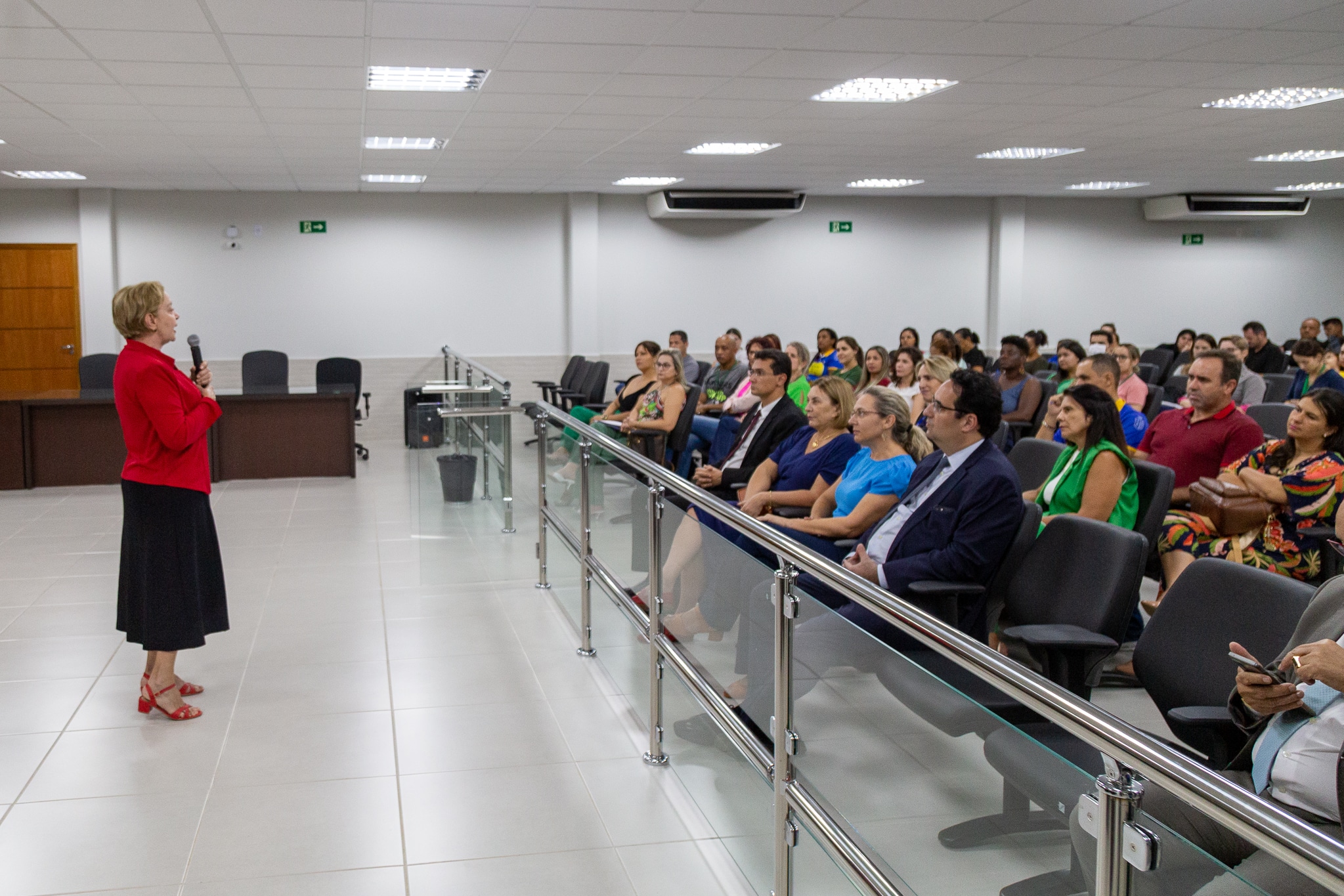 Poder Judiciario e Lucas do Rio Verde unem esforcos para implantar Justica Restaurativa na Educacao