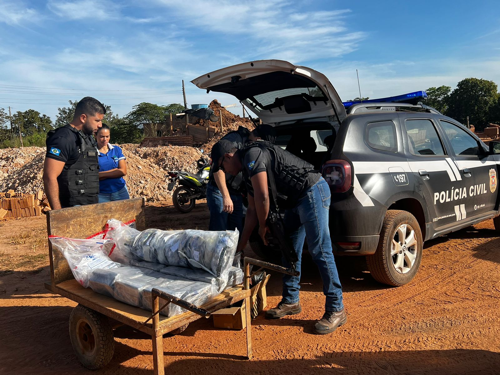 Policia Civil incinera 70 quilos de entorpecentes em Ribeirao Cascalheira