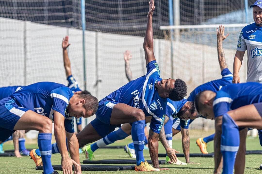 Avaí e Criciúma fazem clássico catarinense da Série B neste sábado (5); onde assistir ao vbivo. Foto: Leandro Boeira/Avaí