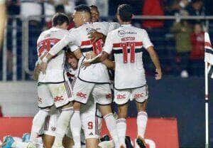 San Lorenzo x São Paulo; onde assistir ao vivo o jogo desta quinta-feira (3) pela Copa Sul-Americana. Foto: SPFC