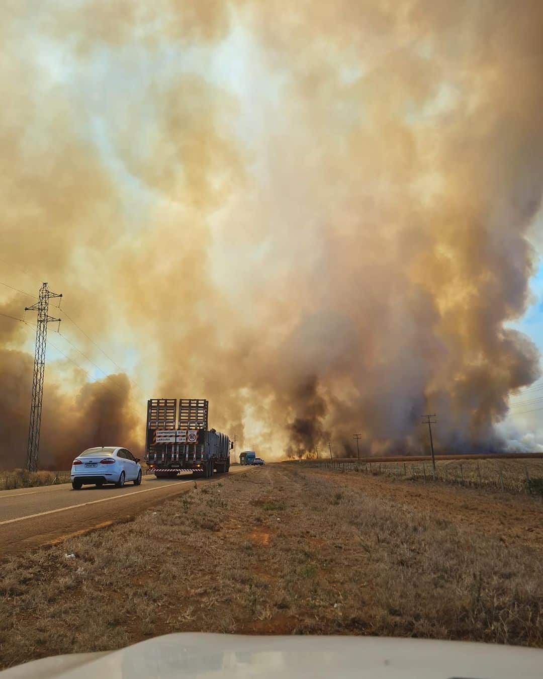 Incêndio de grande proporção atinge lavoura em Campo Novo dos Parecis