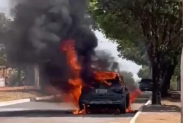 Alunos que fizeram vaquinha para professor que perdeu o carro em incêndio conseguem arrecadar R$44 mil