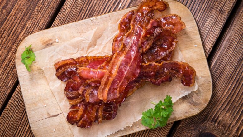 Como fazer bacon caseiro