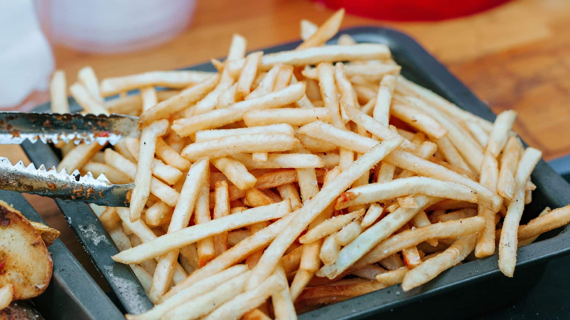 Deliciosa Batata Frita Crocante: Aprenda a Preparar em Casa com Batata  Comum - CenárioMT