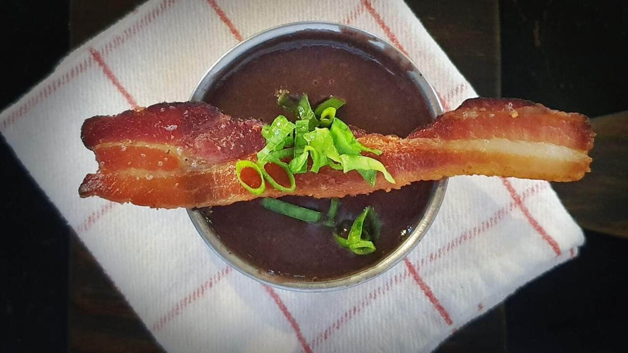Como fazer caldo de feijão com bacon