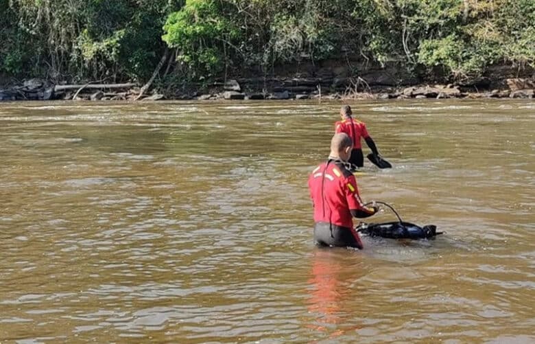 Casal desaparece após barco afundar no Rio Arinos em Mato Grosso