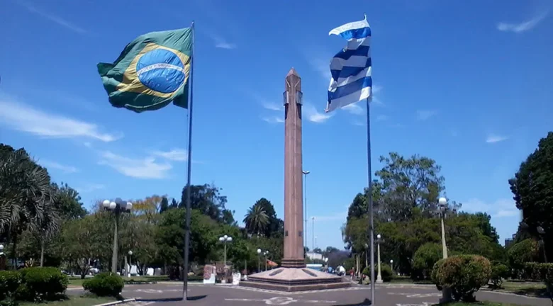 Mãe foge do Uruguai para MT com filhos após ser agredida pelo marido e é investigada por sequestro internacional de crianças