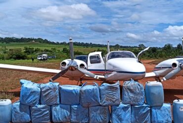 Policia Federal de Mato Grosso apreende aviao carregado de cocaina em Rondonia