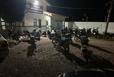 Policia apreende 34 veiculos com motoristas nao habilitados em cidade de Mato Grosso