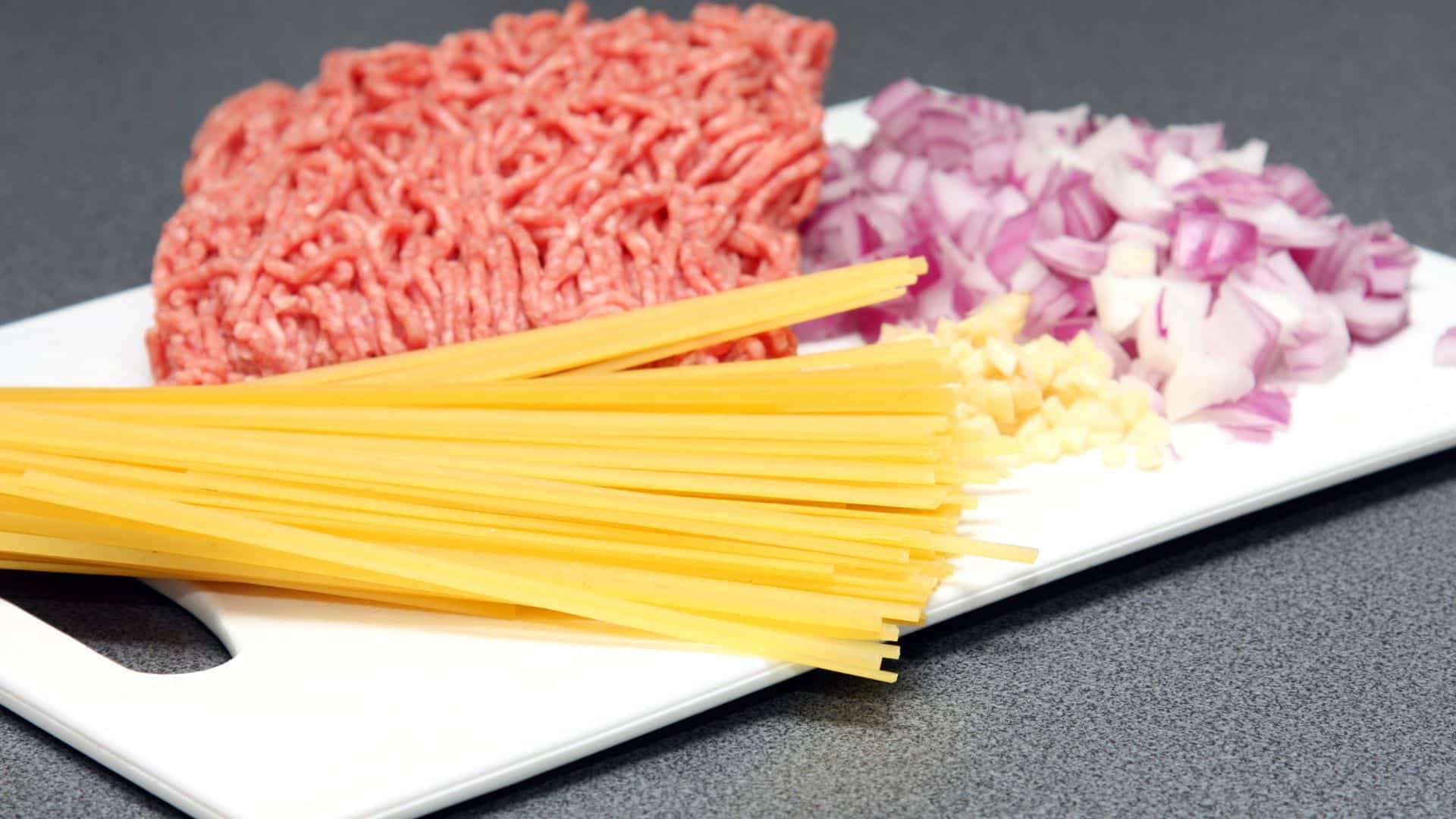 Receita de macarrão com carne moída