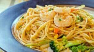 Receita de macarrão com molho de camarão