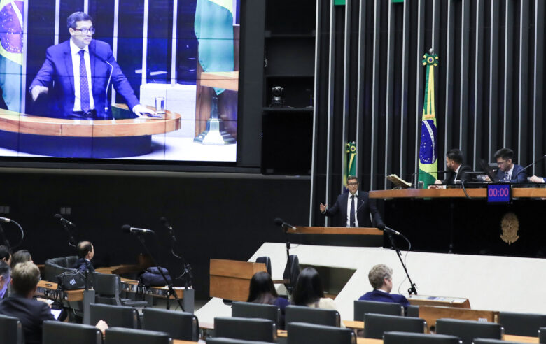 campos neto sugere autonomia administrativa e financeira para o bc scaled 1