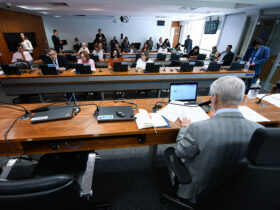 cas aprova politica de qualidade de vida para profissionais da educacao