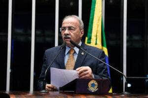 Chico Rodrigues defende manutenção de escolas cívico-militares