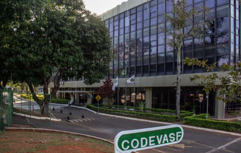 codevasf lanca geoportal com informacoes sobre bacias hidrograficas scaled 1