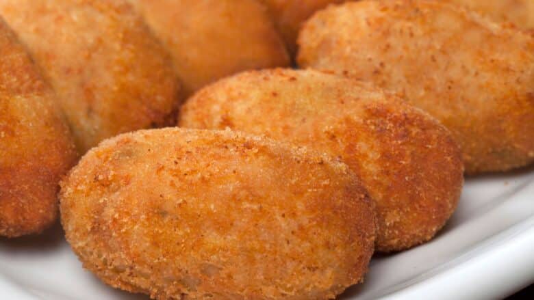 como fazer croquete de calabresa