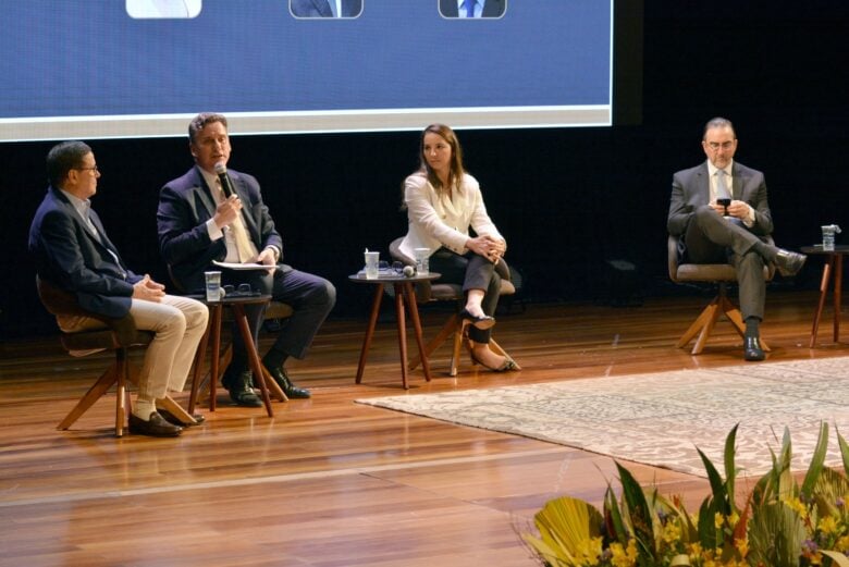 Palestra sobre reforma tributária - Foto por: Flávio Costa/Sefaz-MT