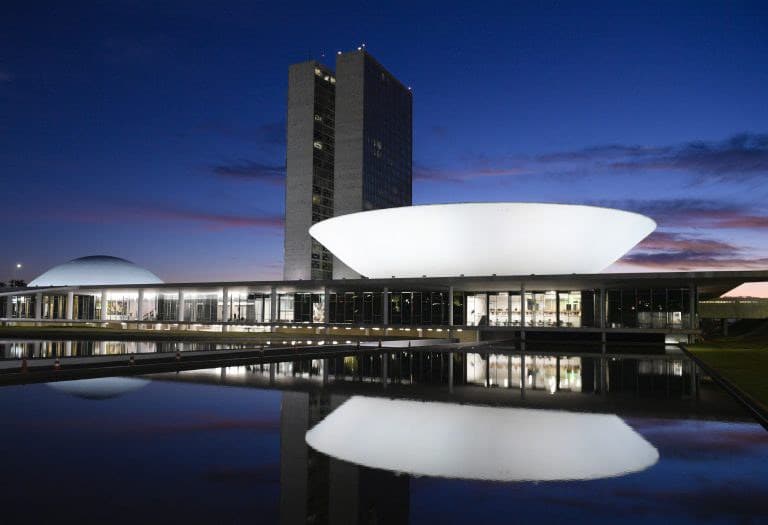 Congresso receberá iluminação especial em homenagem aos 50 anos do PNI - Foto: Câmara dos Deputados