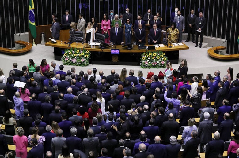 deputados eleitos tomam posse e dao inicio a 57a legislatura da camara