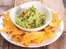 Como fazer guacamole