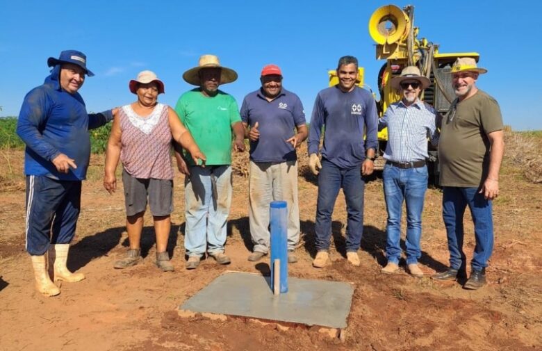 familias da comunidade fazenda fenix recebem pocos artesianos