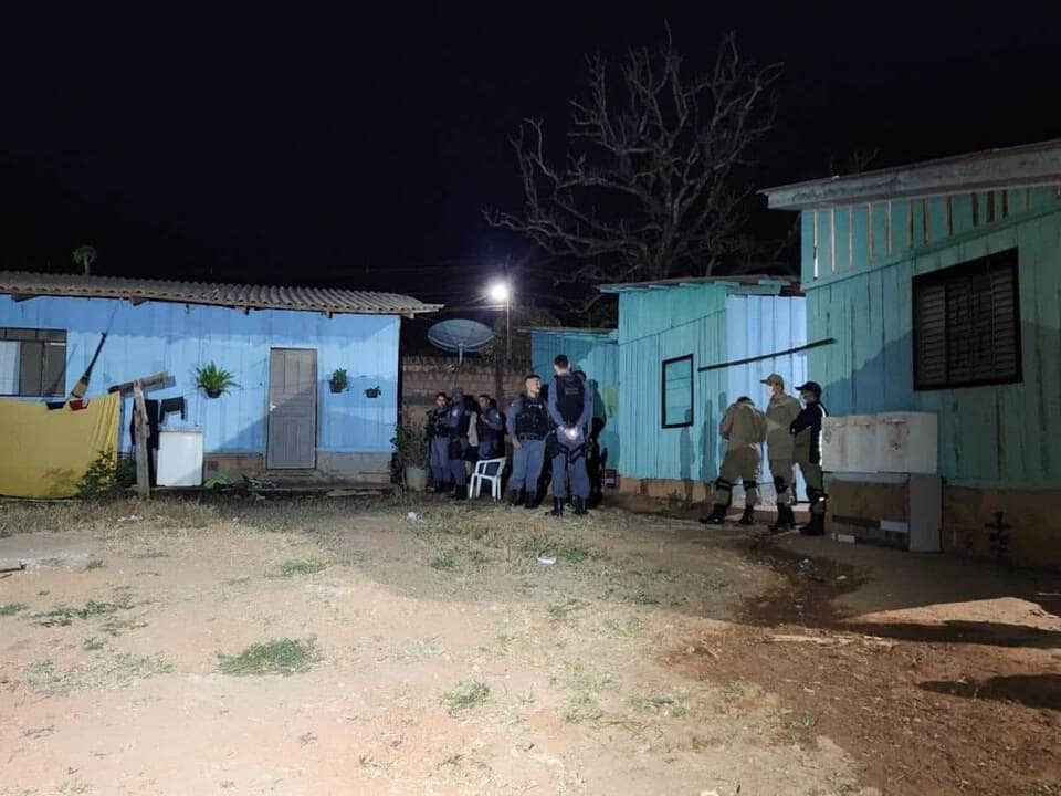 Jovem é assassinado a tiros em conjunto de quitinetes em Sorriso