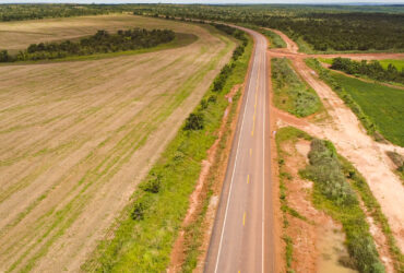 Asfalto na MT-130 entre Paranatinga e Sete Placas  - Foto por: Marcos Vergueiro/Secom-MT