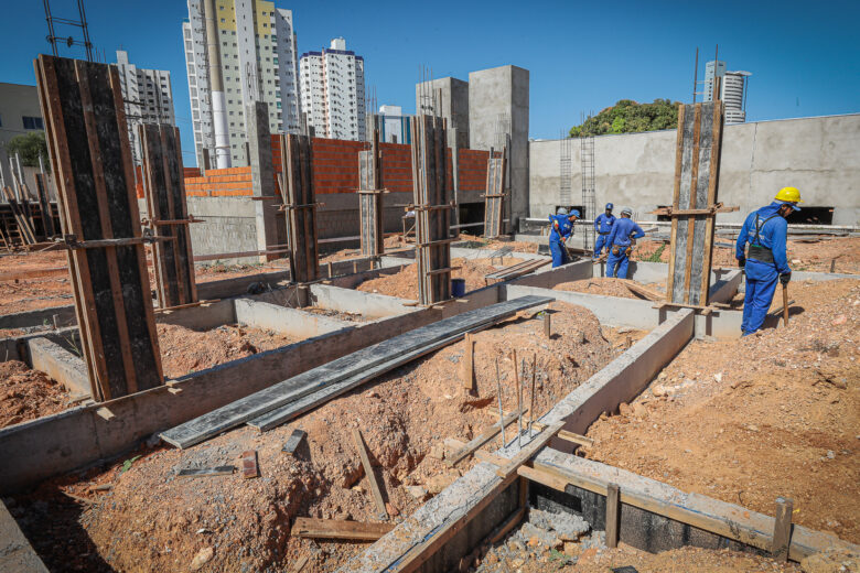 A nova sede do MT Hemocentro e do Cermac está localizada na Rua Oriente Tenuta, n° 58, no Bairro Consil, em Cuiabá.