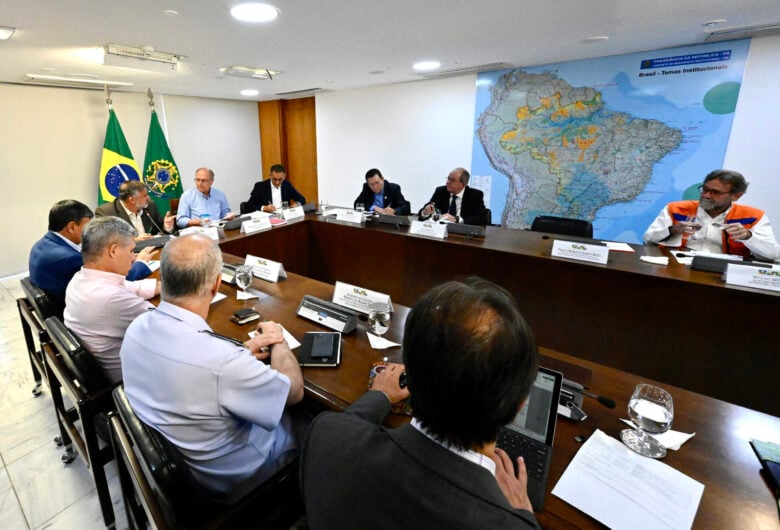 Brasília (DF), 09. 09. 2023 - Presidente da República em Exercício Geraldo Alckmin durante Reunião com Ministros para tratar das enchentes no Rio Grande do Sul no Palácio do Planalto em Brasília. Foto: Cadu Gomes/VPR