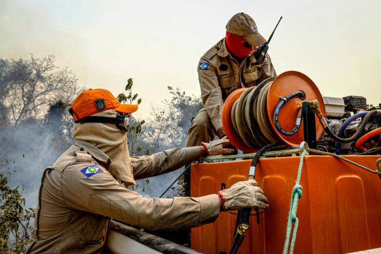 combate a incêndios florestais