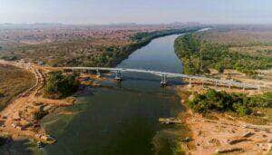 Governo sanciona marco regulatório do transporte em rios de MT
