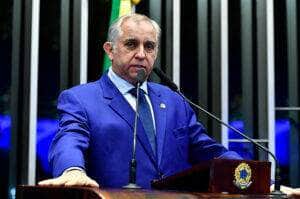 Izalci defende mais tempo para análise da reforma tributária
