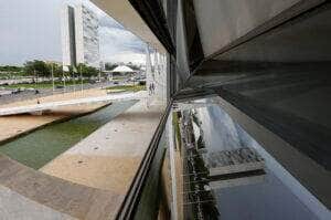 Lula sanciona lei que libera R$ 807 mil para Justiças Eleitoral e do Trabalho